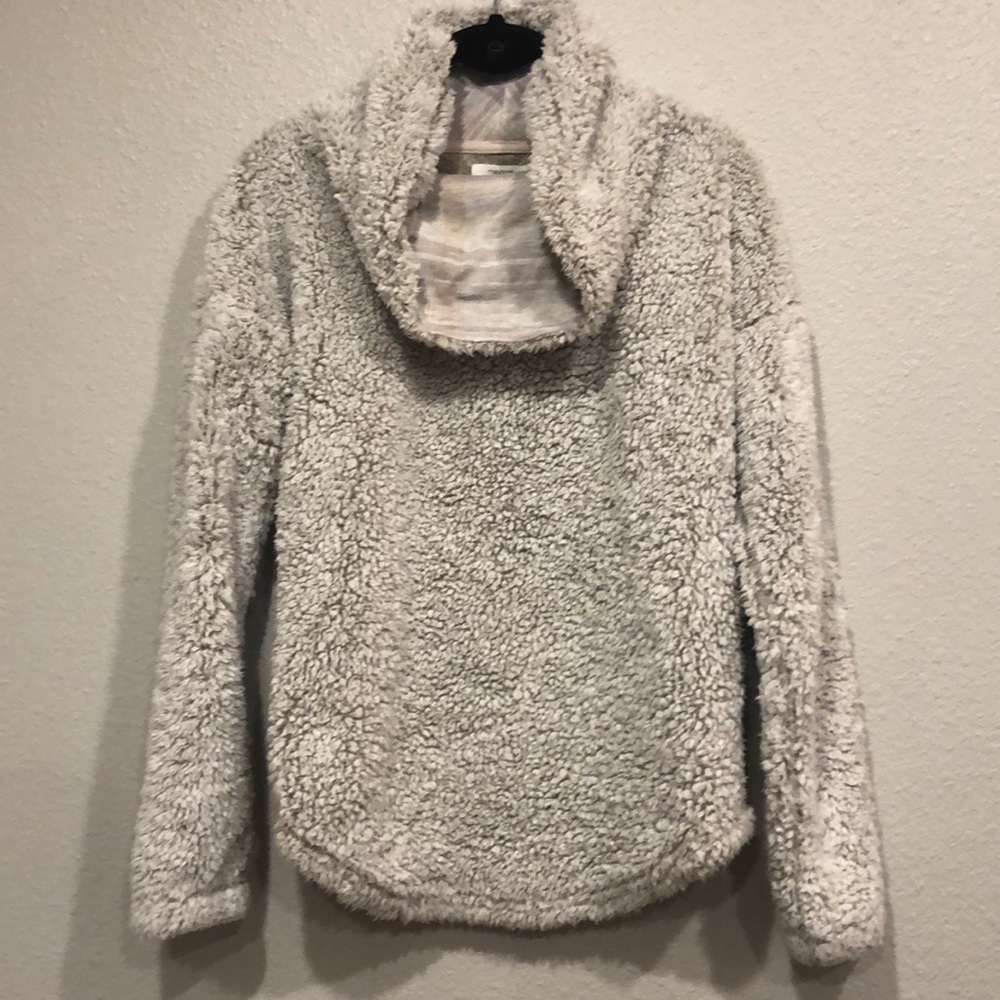 Maurices cowl neck sherpa pullover, size XS